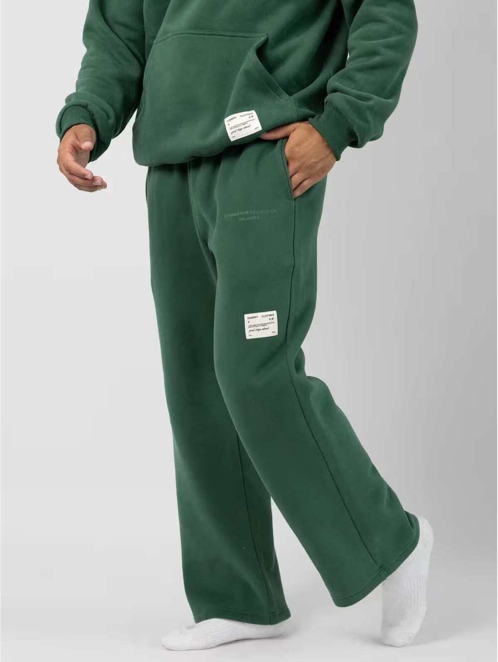 COMFRT NWOT Affirmation Collection Straight Leg Hunter Size [S]